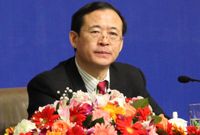 央行首次明确：人民币跨境支付清算系统将落户上海